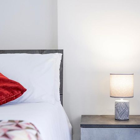 Madras Apartment Сан-Джорджо-а-Кремано Экстерьер фото