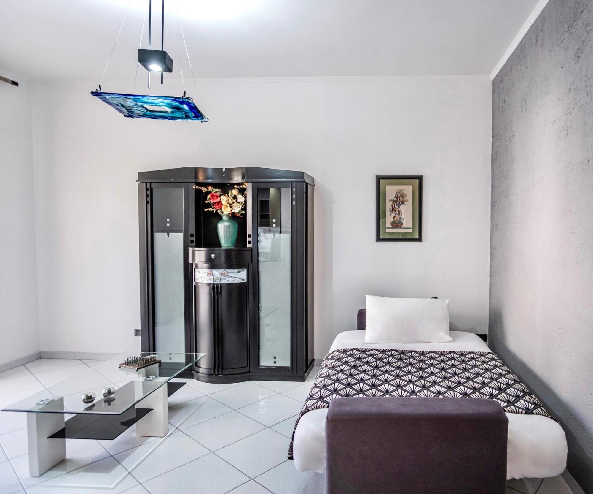 Madras Apartment Сан-Джорджо-а-Кремано Экстерьер фото